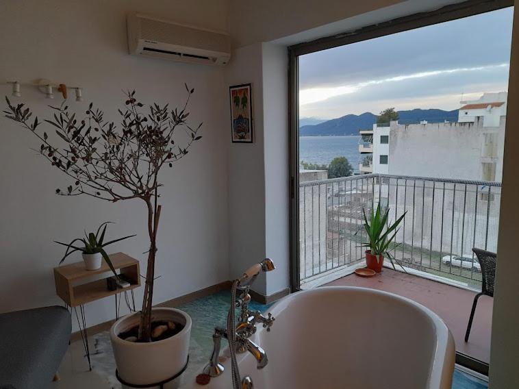 Artemida Apartment Loutra Edipsou  Bagian luar foto